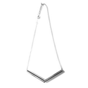{H&M} Silver Chevron Necklace